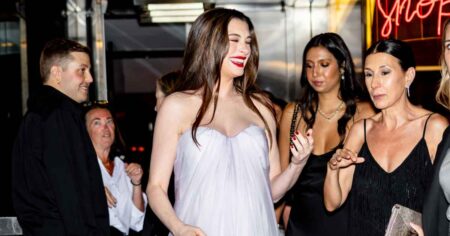 Anne Hathaway Just Convinced Us to Carry This Spring Shade for Fall — The ,800 Bag Look for 