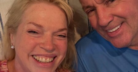 Sister Wives’ Janelle Brown Smiles in New Selfie With Boyfriend Pete: ‘Beautiful Day’
