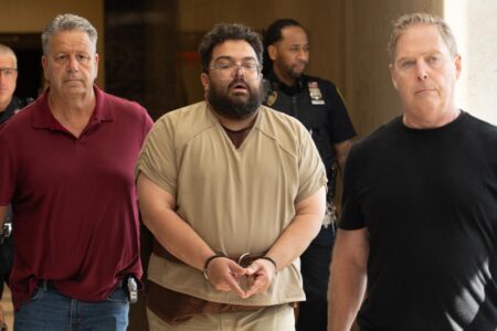 Lunatic who stormed NYC synagogue claimed he was God before attack: prosecutors