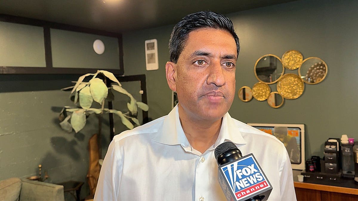 Ro Khanna in Maine with Graham Platner