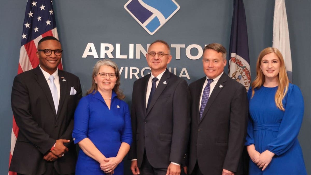 Arlington County board of Supervisors.