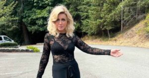 Knots Landing’s Donna Mills, 85, Shares Fitness Secrets to Maintain Abs Including 100 Sit-Ups Daily Knots Landing’s Donna Mills, 85, Shares Fitness Secrets to Maintain Abs Including 100 Sit-Ups Daily