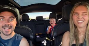 Frankie Muniz and Estranged Wife Paige Reunite at Son’s Soccer Game Amid ‘Rock Bottom’ Struggles Frankie Muniz and Estranged Wife Paige Reunite at Son’s Soccer Game Amid ‘Rock Bottom’ Struggles