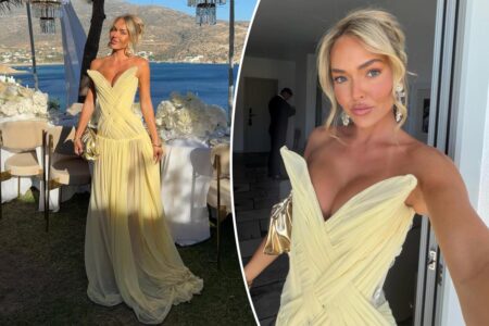 Influencer upstages friend’s wedding in showy 0 gown: ‘Literally outdid the bride!’ Influencer upstages friend’s wedding in showy 0 gown: ‘Literally outdid the bride!’