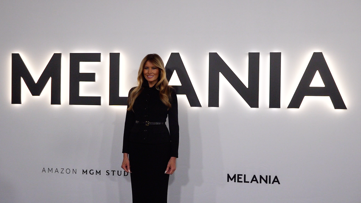 Melania black carpet