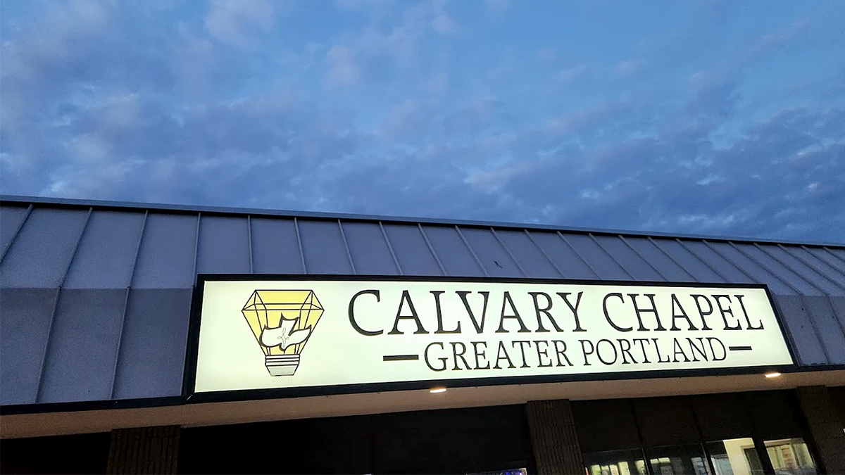Calvary Chapel Greater Portland church building