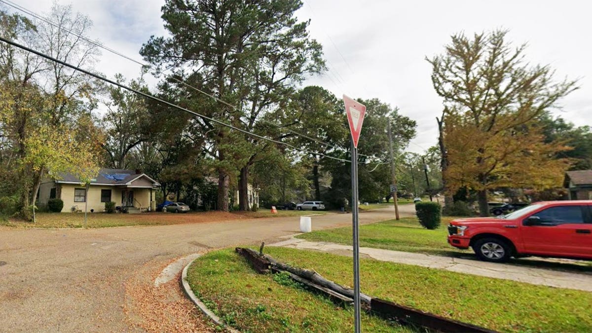 remembrance road jackson mississippi